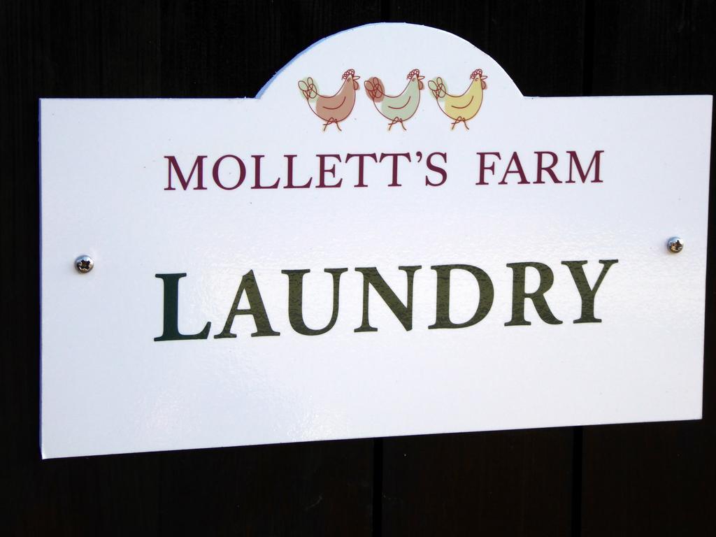Mollett'S Farm Apartment Saxmundham Room photo